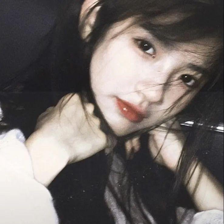 摸鱼达人操作惊呆白富美